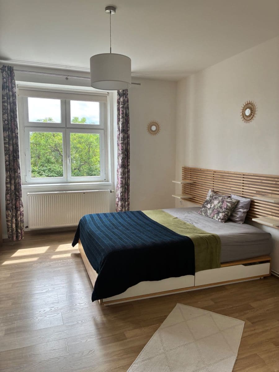 Prenájom bytu 2-izbový 50 m², Třístoličná, Praha, Praha Prenájom bytu 2-izbový 50 m², Třístoličná, Praha, Praha