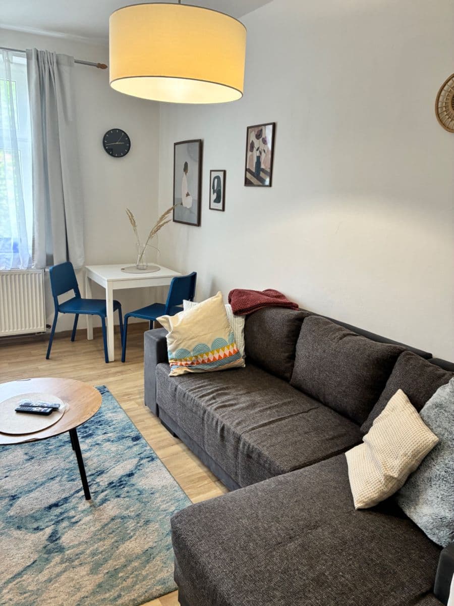 Prenájom bytu 2-izbový 50 m², Třístoličná, Praha, Praha Prenájom bytu 2-izbový 50 m², Třístoličná, Praha, Praha