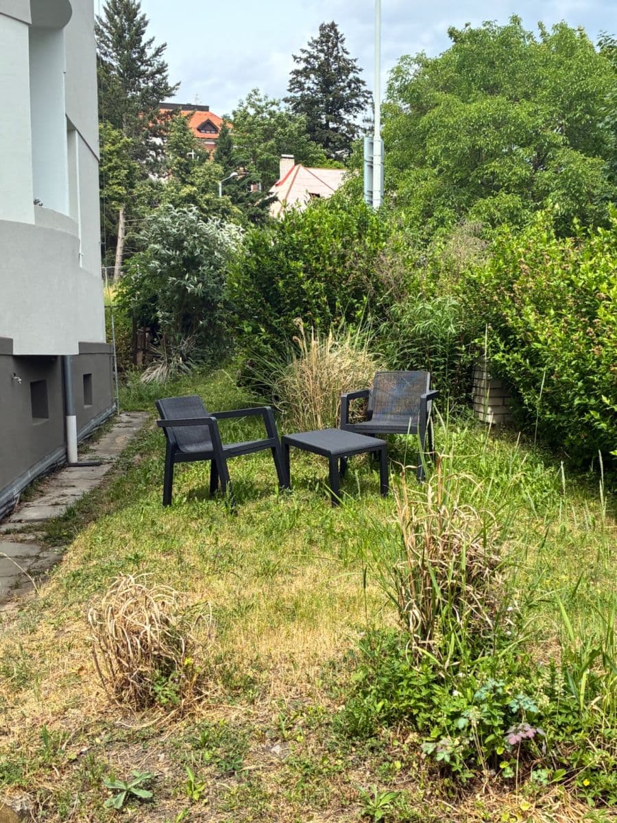 Prenájom bytu 2-izbový 50 m², Třístoličná, Praha, Praha Prenájom bytu 2-izbový 50 m², Třístoličná, Praha, Praha