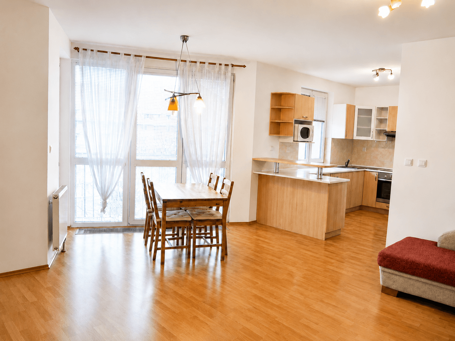 Predaj bytu 2-izbový 69 m², Rusovská cesta, Petržalka, Bratislavský kraj Predaj bytu 2-izbový 69 m², Rusovská cesta, Petržalka, Bratislavský kraj