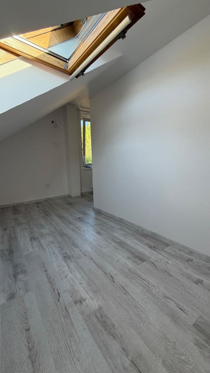 Prenájom bytu 2-izbový 62 m², Svobody, Liberec, Liberecký kraj Prenájom bytu 2-izbový 62 m², Svobody, Liberec, Liberecký kraj