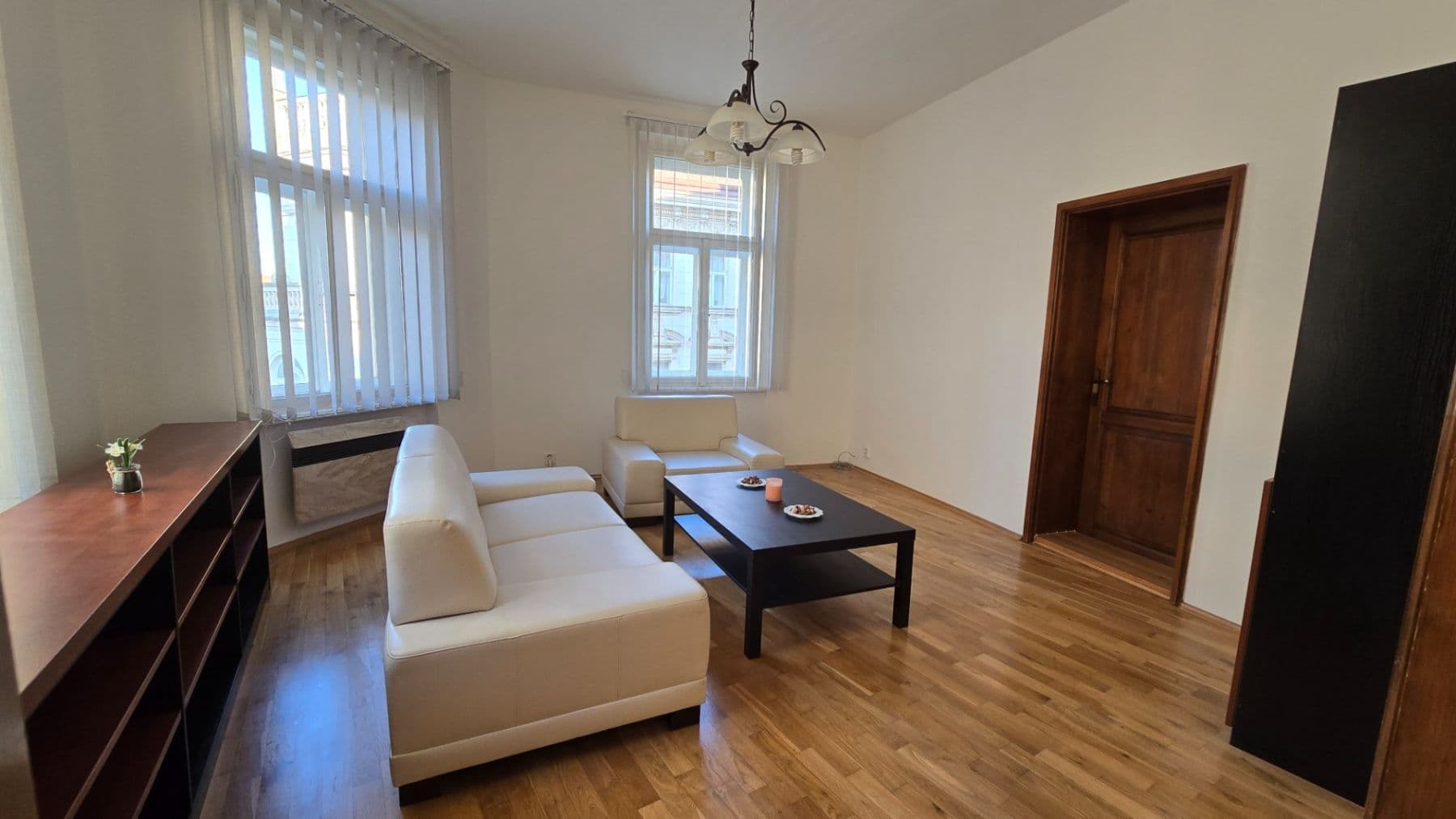 Prenájom bytu 3-izbový 67 m², Koubkova, Praha, Praha Prenájom bytu 3-izbový 67 m², Koubkova, Praha, Praha