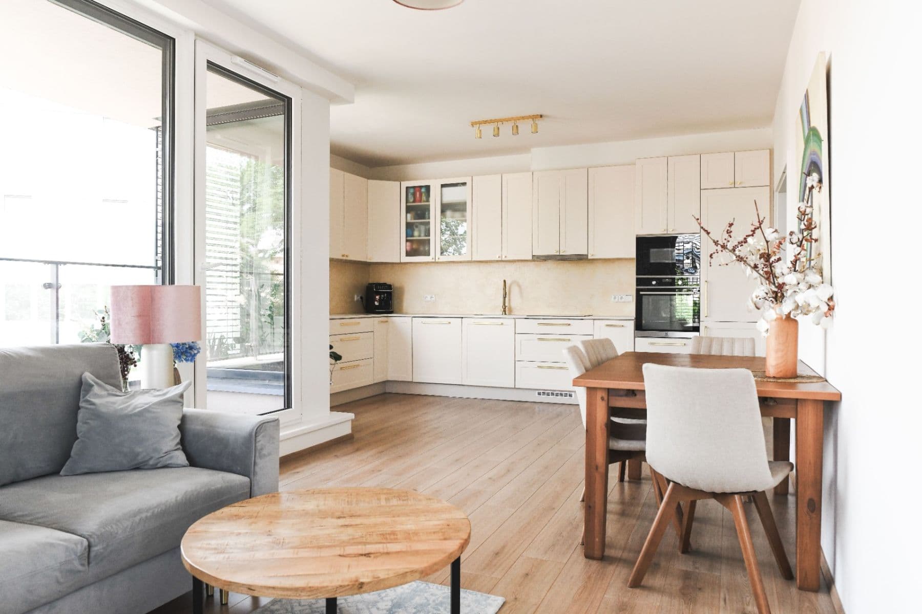 Prenájom bytu 3-izbový 87 m², Třebohostická, Praha, Praha Prenájom bytu 3-izbový 87 m², Třebohostická, Praha, Praha
