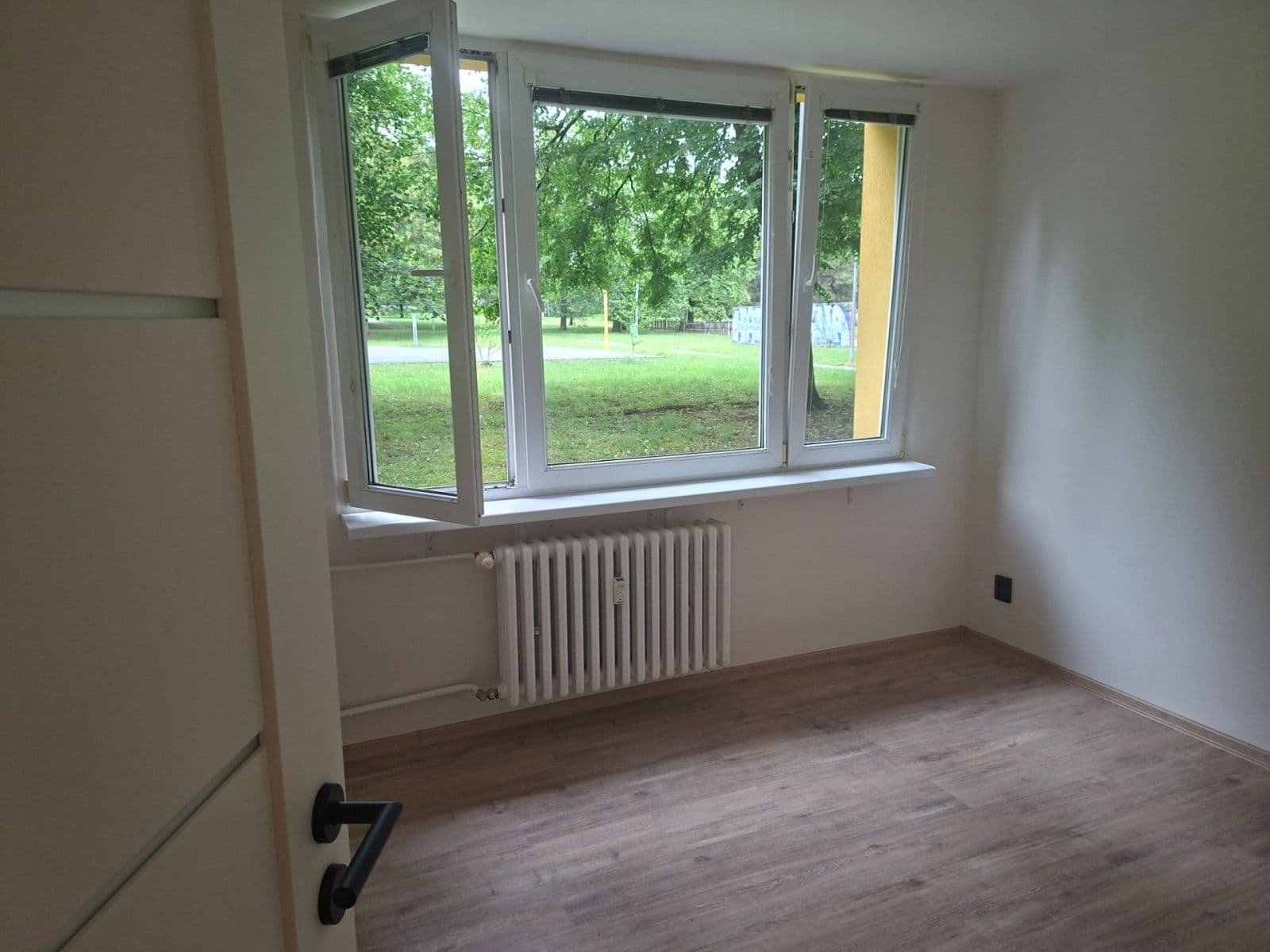 Predaj bytu 3-izbový 60 m², Veltruská, Praha, Praha Predaj bytu 3-izbový 60 m², Veltruská, Praha, Praha