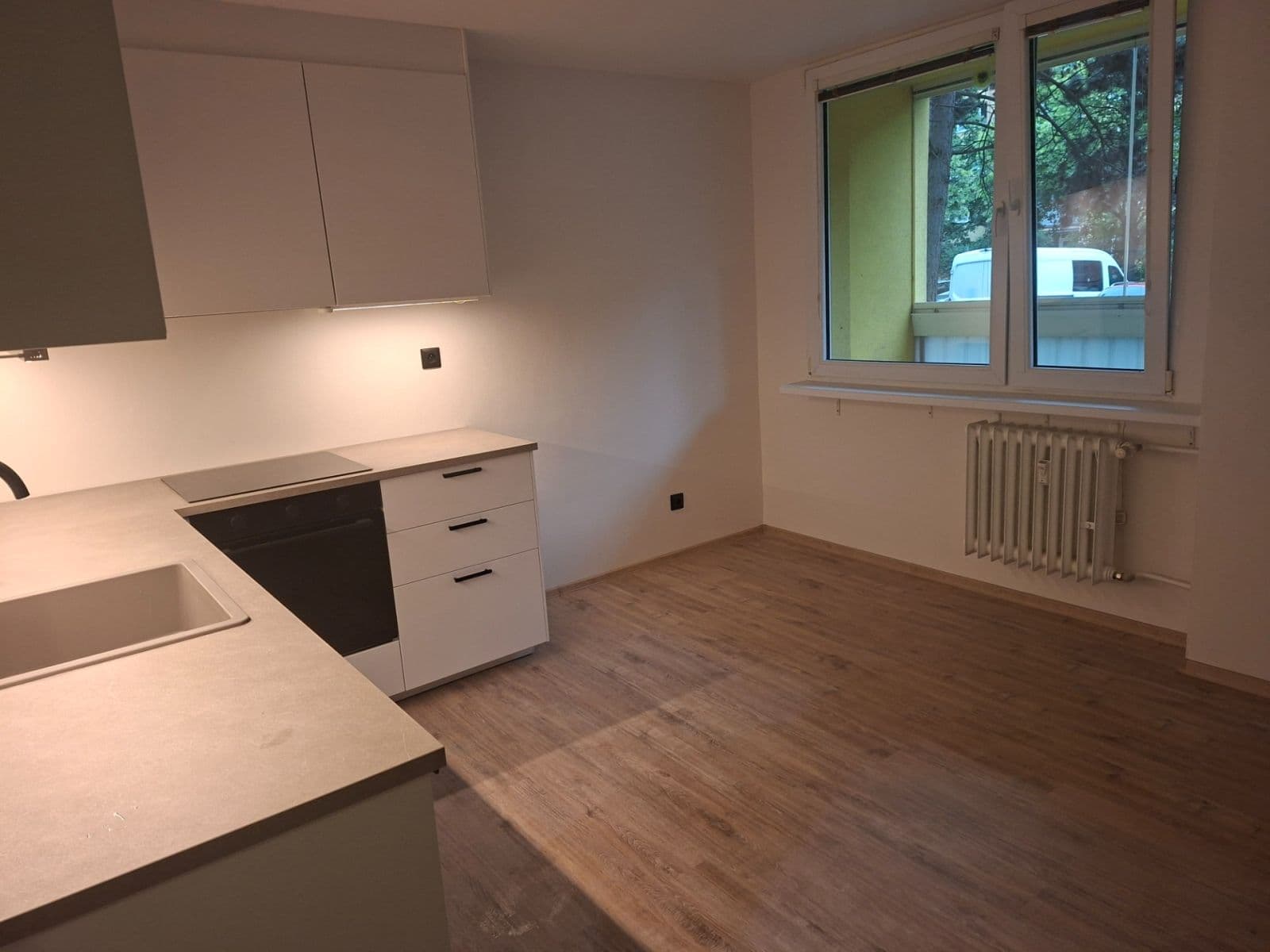 Predaj bytu 3-izbový 60 m², Veltruská, Praha, Praha Predaj bytu 3-izbový 60 m², Veltruská, Praha, Praha