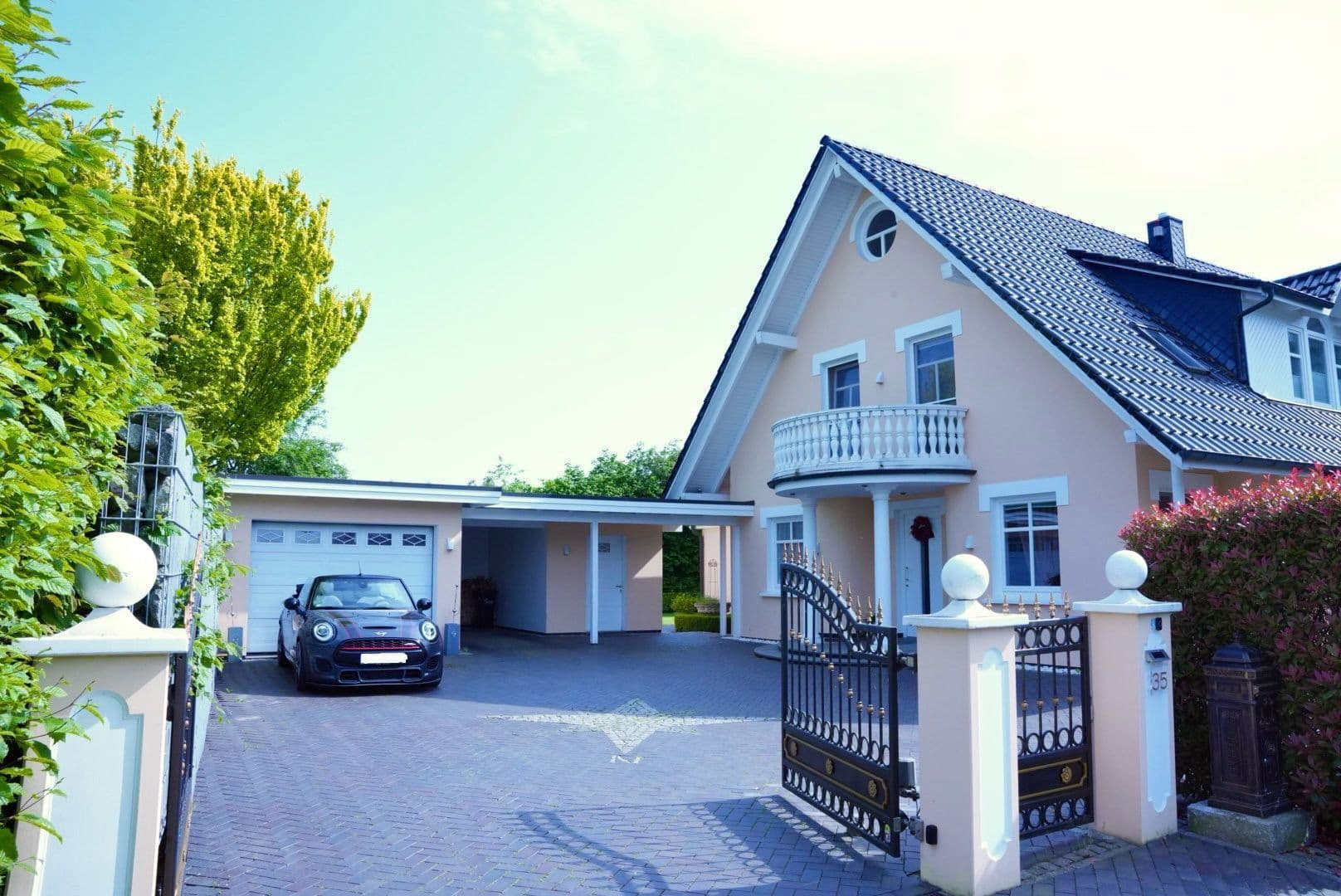 Predaj domu 200 m², pozemek 2.094 m², Lilienthal, Dolné Sasko Predaj domu 200 m², pozemek 2.094 m², Lilienthal, Dolné Sasko