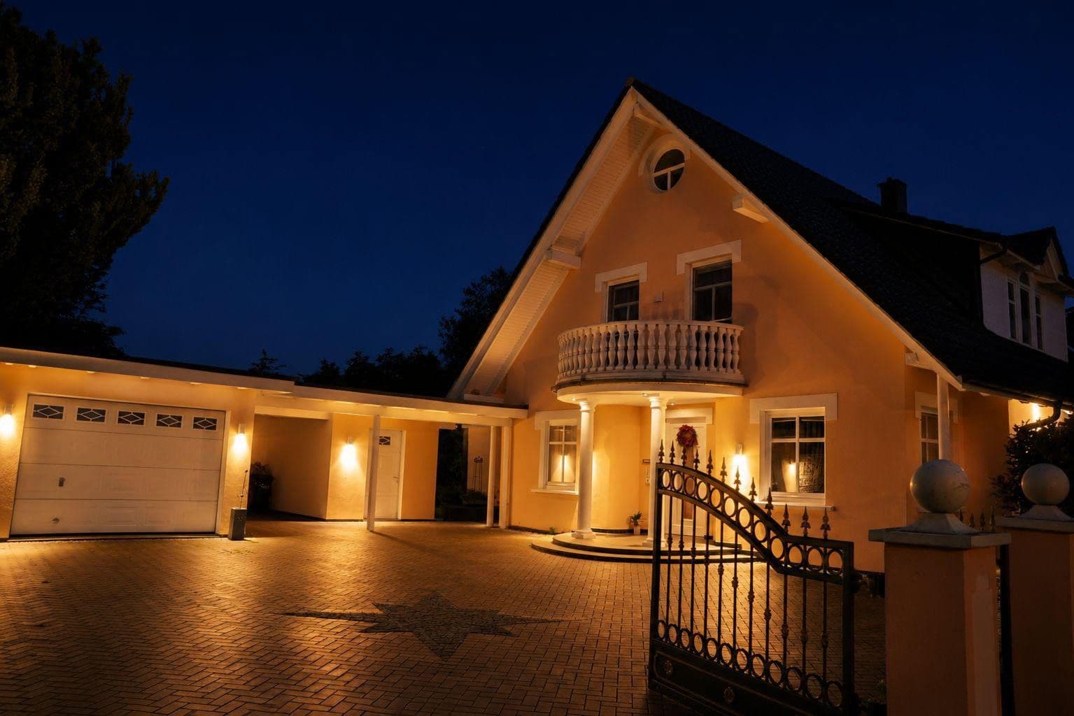 Predaj domu 200 m², pozemek 2.094 m², Lilienthal, Dolné Sasko Predaj domu 200 m², pozemek 2.094 m², Lilienthal, Dolné Sasko