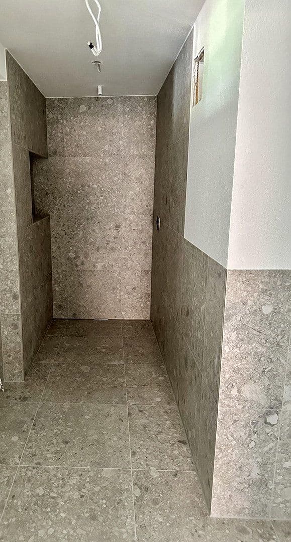 Prenájom bytu 1-izbový 75 m², Waldenbucherstraße 37, Aichtal, Bádensko-Wurttembersko Prenájom bytu 1-izbový 75 m², Waldenbucherstraße 37, Aichtal, Bádensko-Wurttembersko