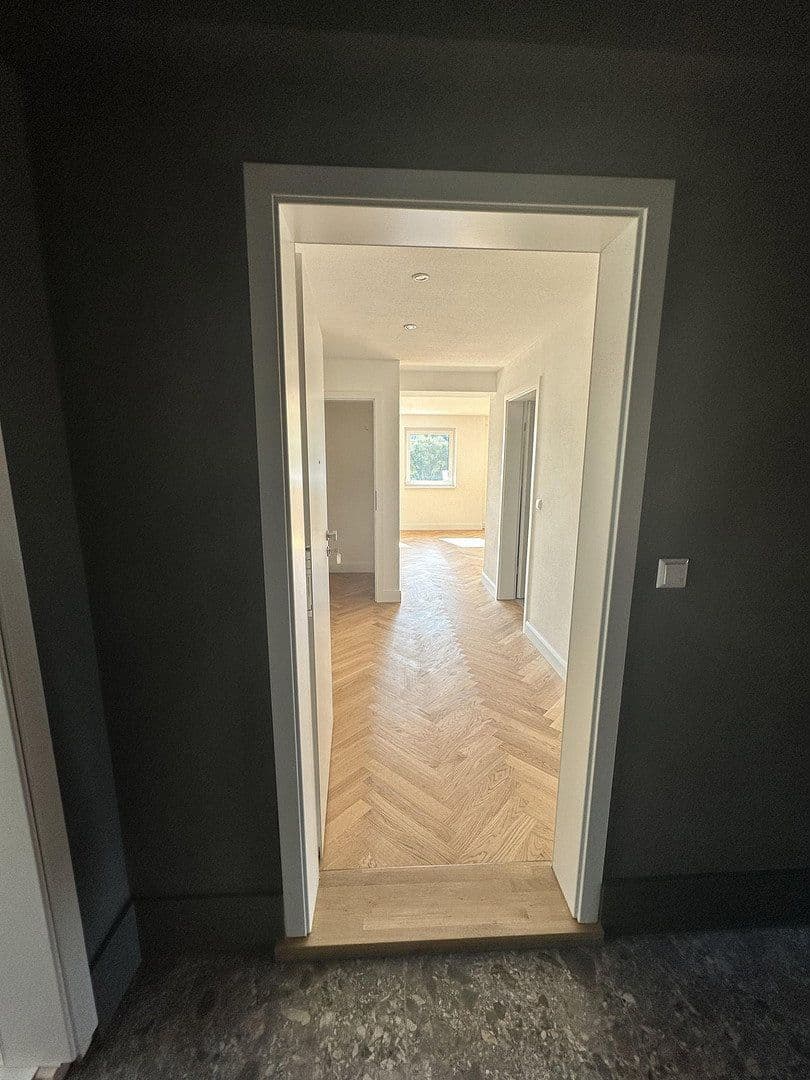 Prenájom bytu 1-izbový 75 m², Waldenbucherstraße 37, Aichtal, Bádensko-Wurttembersko Prenájom bytu 1-izbový 75 m², Waldenbucherstraße 37, Aichtal, Bádensko-Wurttembersko