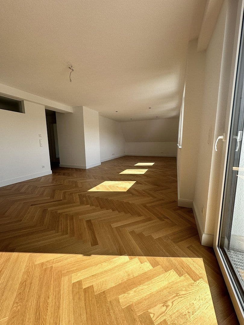 Prenájom bytu 1-izbový 75 m², Waldenbucherstraße 37, Aichtal, Bádensko-Wurttembersko Prenájom bytu 1-izbový 75 m², Waldenbucherstraße 37, Aichtal, Bádensko-Wurttembersko