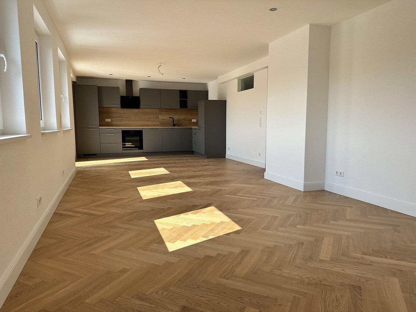 Prenájom bytu 1-izbový 75 m², Waldenbucherstraße 37, Aichtal, Bádensko-Wurttembersko Prenájom bytu 1-izbový 75 m², Waldenbucherstraße 37, Aichtal, Bádensko-Wurttembersko