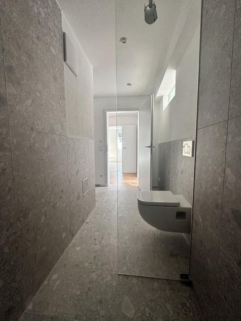 Prenájom bytu 1-izbový 75 m², Waldenbucherstraße 37, Aichtal, Bádensko-Wurttembersko Prenájom bytu 1-izbový 75 m², Waldenbucherstraße 37, Aichtal, Bádensko-Wurttembersko