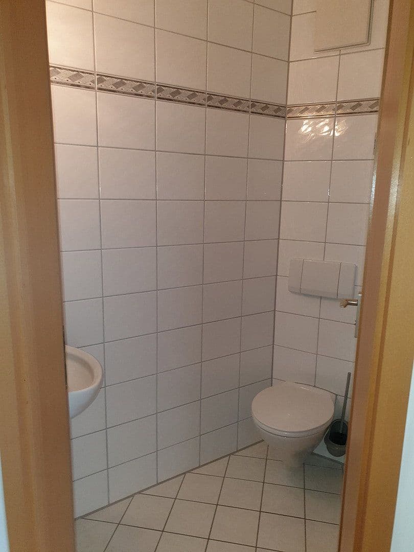 Prenájom bytu 3-izbový 115 m², Obertorstr. 7, Gerlingen, Bádensko-Wurttembersko Prenájom bytu 3-izbový 115 m², Obertorstr. 7, Gerlingen, Bádensko-Wurttembersko