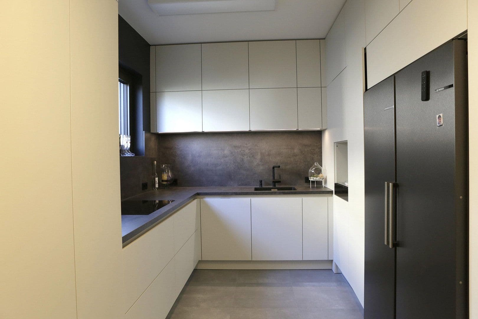 Predaj domu 420 m², pozemek 643 m², Bad Vilbel, Hesensko Predaj domu 420 m², pozemek 643 m², Bad Vilbel, Hesensko