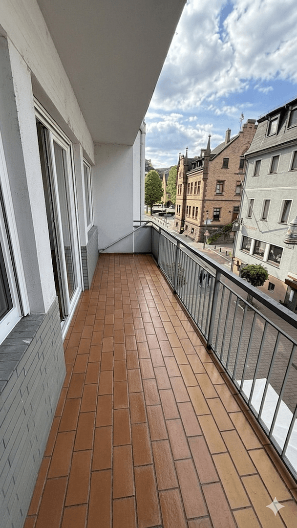 Prenájom bytu 4-izbový 130 m², Schlossberg 1, Sankt Goar, Porýnie-Falcko Prenájom bytu 4-izbový 130 m², Schlossberg 1, Sankt Goar, Porýnie-Falcko