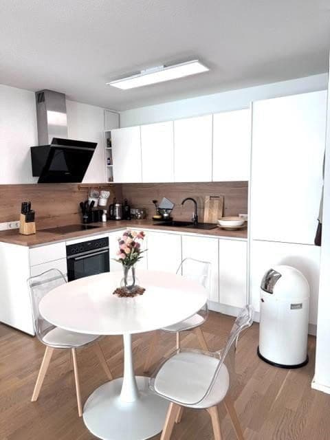 Prenájom bytu 2-izbový 52 m², Reußensteinweg 2, Denkendorf, Bádensko-Wurttembersko Prenájom bytu 2-izbový 52 m², Reußensteinweg 2, Denkendorf, Bádensko-Wurttembersko