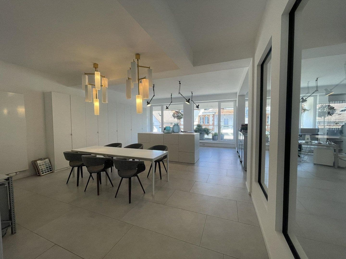 Prenájom kancelárie 93 m², Darmstadt, Hesensko Prenájom kancelárie 93 m², Darmstadt, Hesensko
