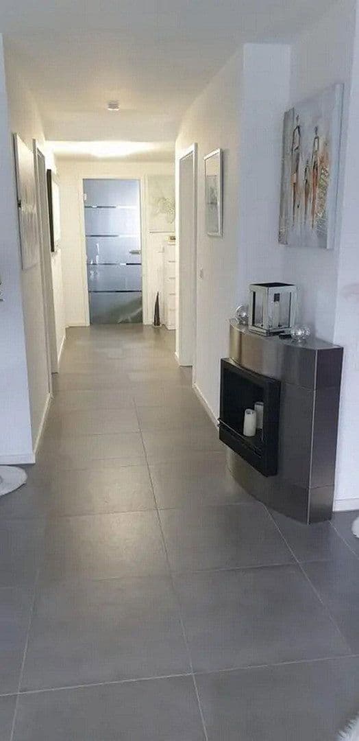 Prenájom bytu 3-izbový 104 m², Würselen, Severné Porýnie - Westfálsko Prenájom bytu 3-izbový 104 m², Würselen, Severné Porýnie - Westfálsko