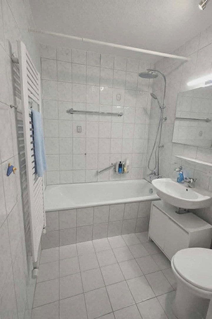 Predaj domu 143 m², pozemek 194 m², Unter dem Dorf 51, Bad Säckingen, Bádensko-Wurttembersko Predaj domu 143 m², pozemek 194 m², Unter dem Dorf 51, Bad Säckingen, Bádensko-Wurttembersko