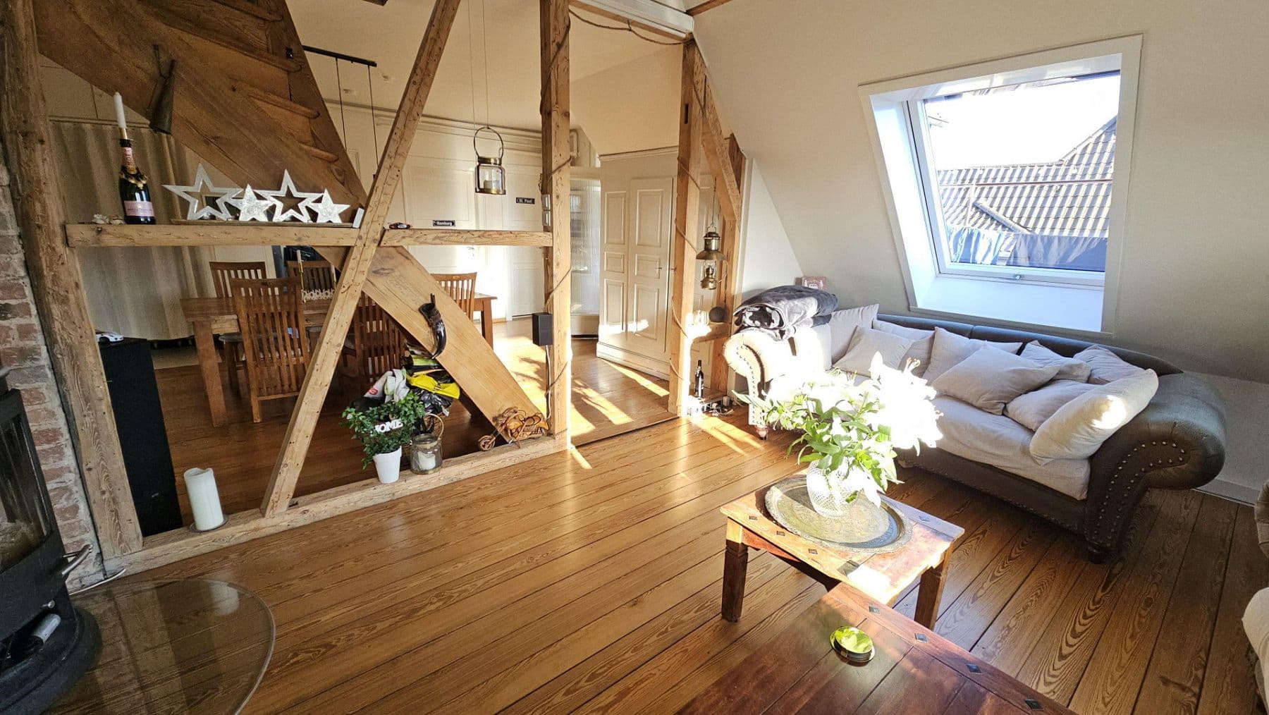 Predaj bytu 4-izbový 125 m², Stuttgart, Bádensko-Wurttembersko Predaj bytu 4-izbový 125 m², Stuttgart, Bádensko-Wurttembersko
