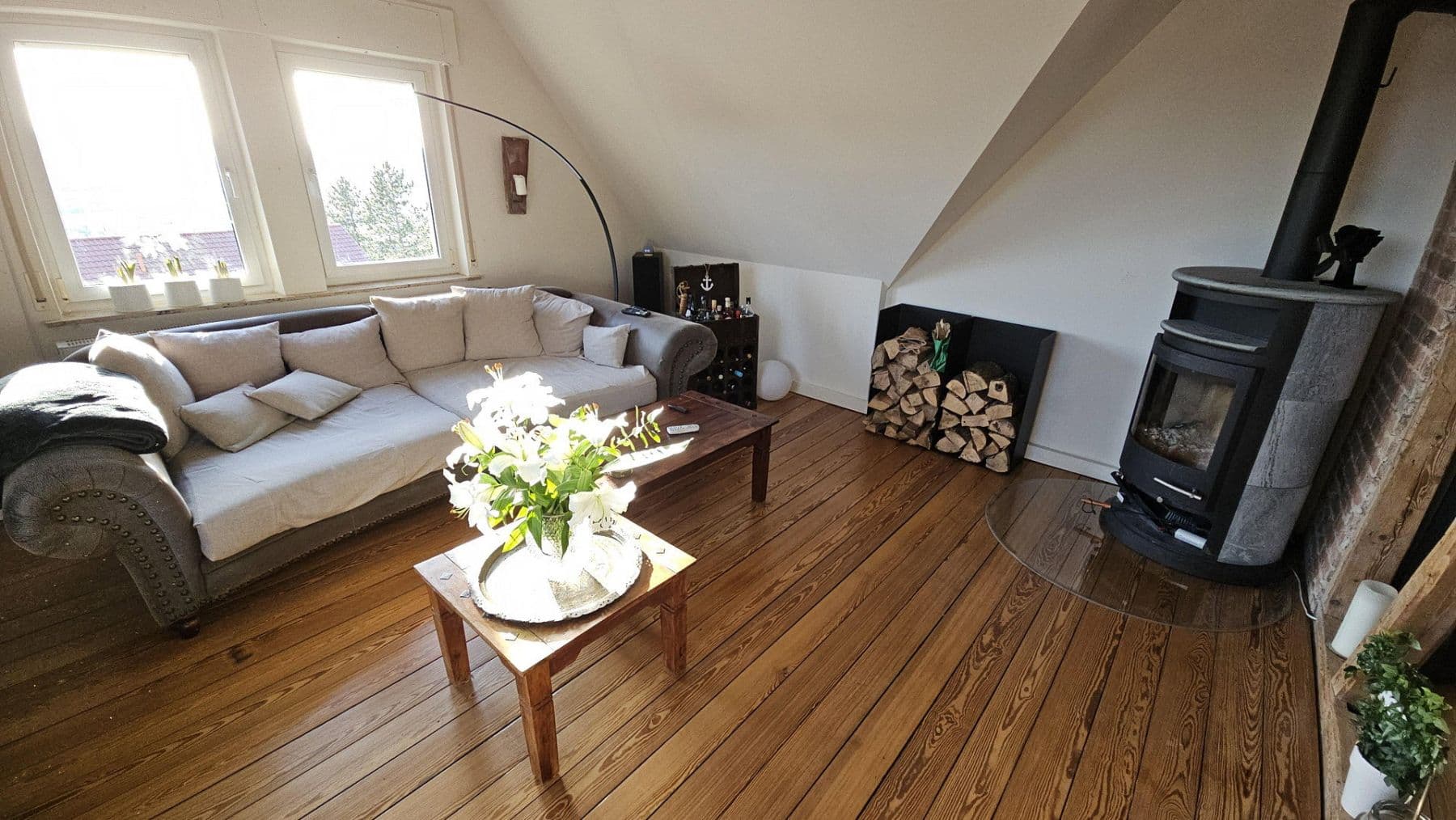 Predaj bytu 4-izbový 125 m², Stuttgart, Bádensko-Wurttembersko Predaj bytu 4-izbový 125 m², Stuttgart, Bádensko-Wurttembersko