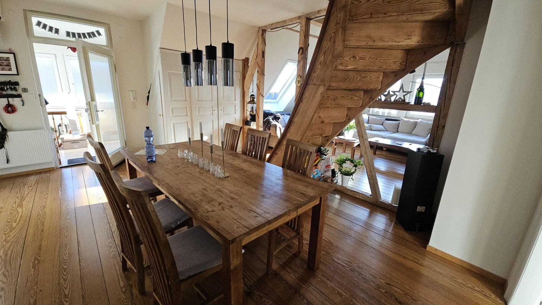 Predaj bytu 4-izbový 125 m², Stuttgart, Bádensko-Wurttembersko Predaj bytu 4-izbový 125 m², Stuttgart, Bádensko-Wurttembersko