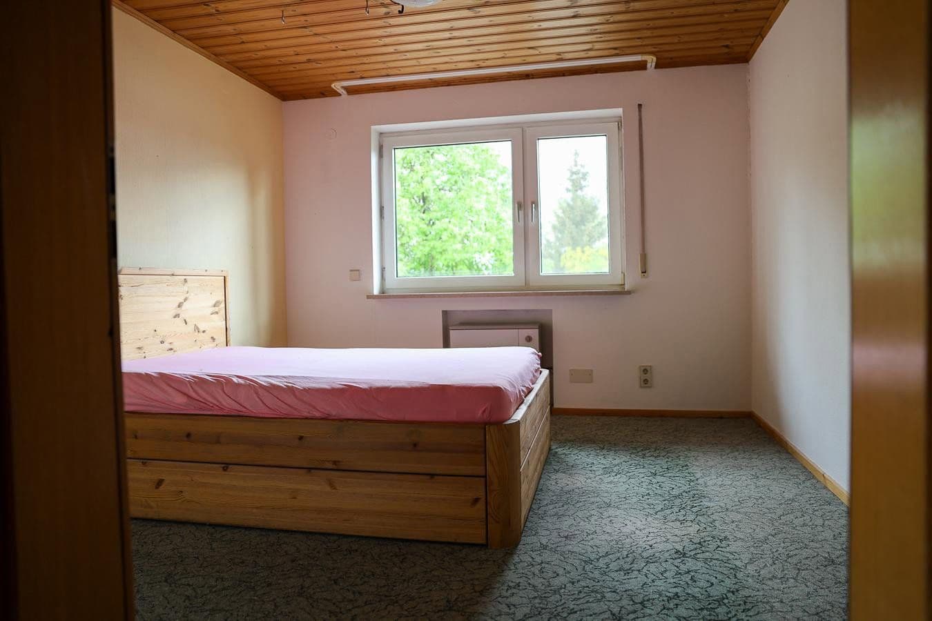 Predaj domu 222 m², pozemek 912 m², Hayingen, Bádensko-Wurttembersko Predaj domu 222 m², pozemek 912 m², Hayingen, Bádensko-Wurttembersko