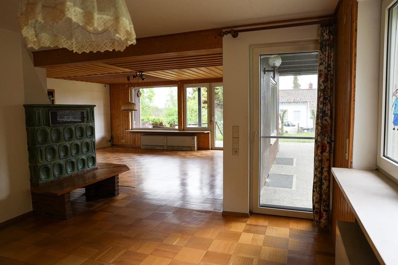 Predaj domu 222 m², pozemek 912 m², Hayingen, Bádensko-Wurttembersko Predaj domu 222 m², pozemek 912 m², Hayingen, Bádensko-Wurttembersko