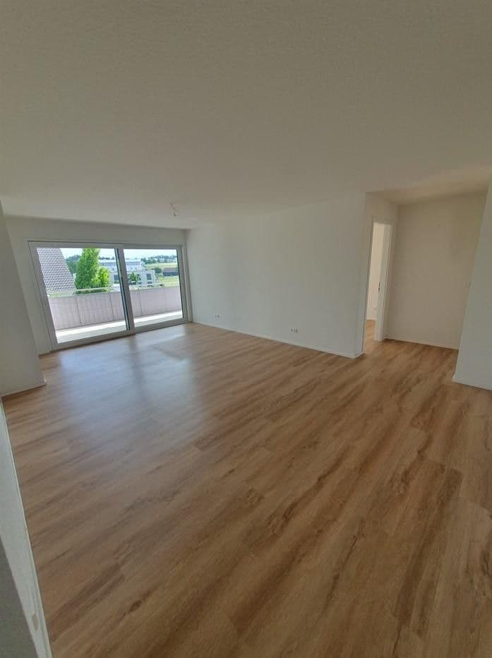 Prenájom bytu 4-izbový 108 m², Horb am Neckar, Bádensko-Wurttembersko Prenájom bytu 4-izbový 108 m², Horb am Neckar, Bádensko-Wurttembersko