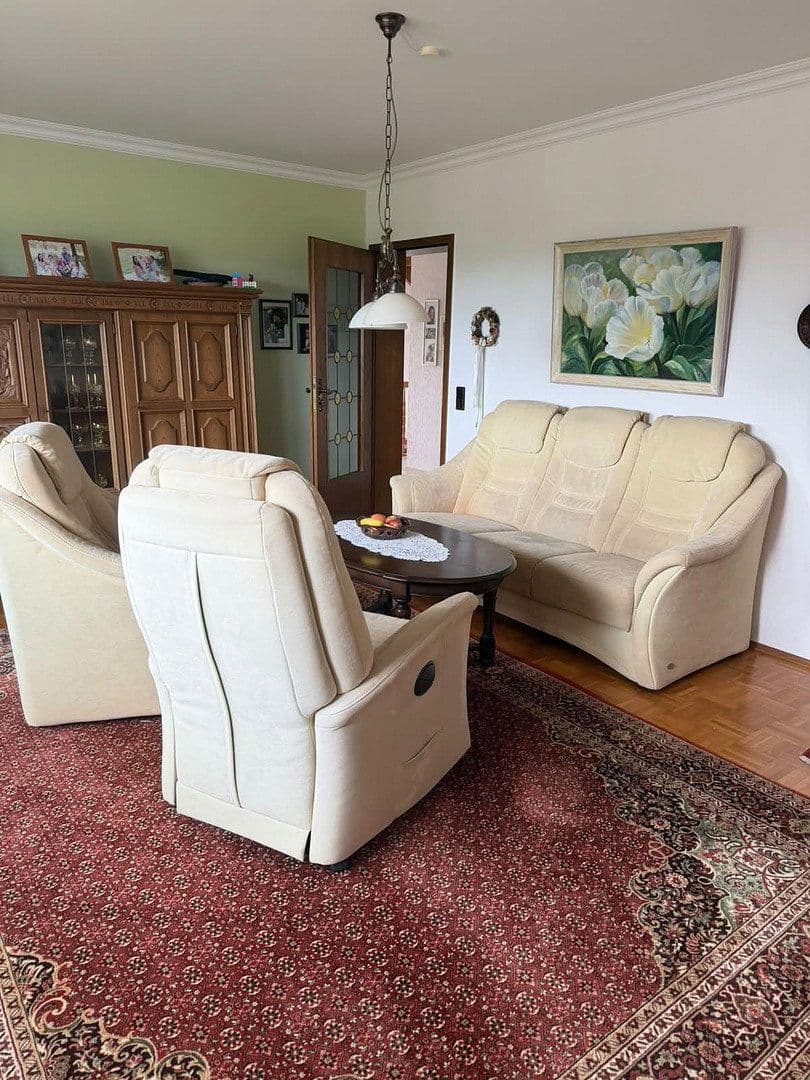 Predaj domu 161 m², pozemek 669 m², Ringstraße 83, Weitersburg, Porýnie-Falcko Predaj domu 161 m², pozemek 669 m², Ringstraße 83, Weitersburg, Porýnie-Falcko