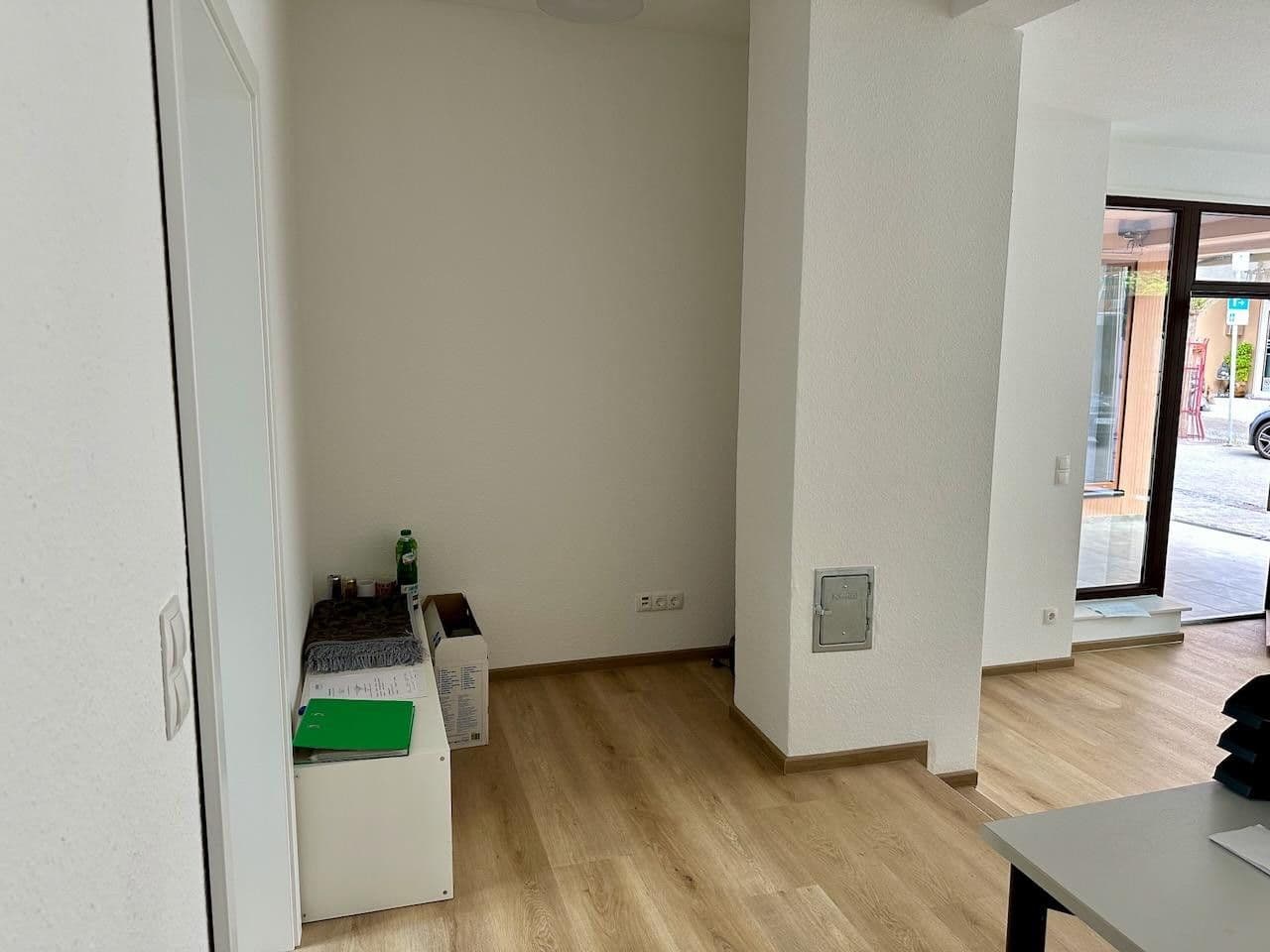 Prenájom kancelárie 49 m², Bachstrasse 55, Bendorf, Porýnie-Falcko Prenájom kancelárie 49 m², Bachstrasse 55, Bendorf, Porýnie-Falcko