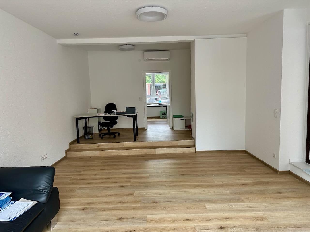 Prenájom kancelárie 49 m², Bachstrasse 55, Bendorf, Porýnie-Falcko Prenájom kancelárie 49 m², Bachstrasse 55, Bendorf, Porýnie-Falcko