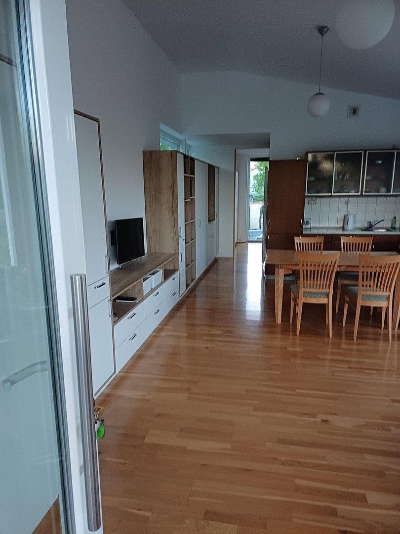Prenájom bytu 2-izbový 60 m², Margaretenstr. 8 B, Hoppegarten, Brandenbursko Prenájom bytu 2-izbový 60 m², Margaretenstr. 8 B, Hoppegarten, Brandenbursko