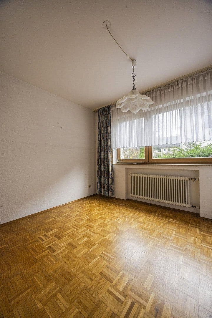 Predaj domu 163 m², pozemek 205 m², Im Burgfeld 16, Leververkusen, Severné Porýnie - Westfálsko Predaj domu 163 m², pozemek 205 m², Im Burgfeld 16, Leververkusen, Severné Porýnie - Westfálsko