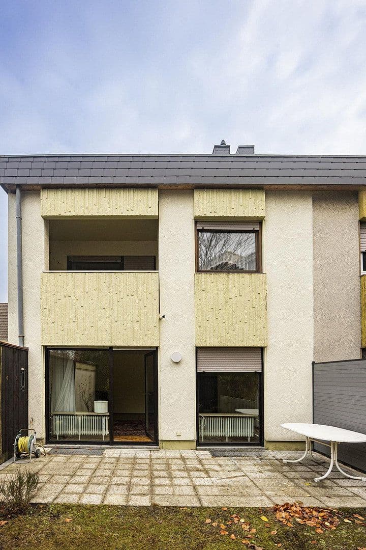 Predaj domu 163 m², pozemek 205 m², Im Burgfeld 16, Leververkusen, Severné Porýnie - Westfálsko Predaj domu 163 m², pozemek 205 m², Im Burgfeld 16, Leververkusen, Severné Porýnie - Westfálsko