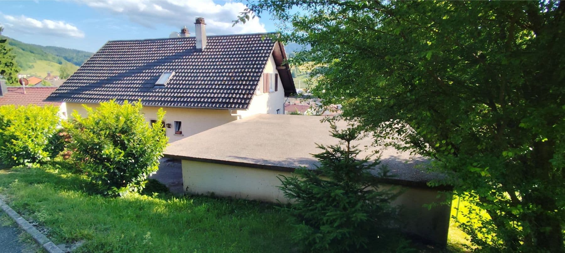 Predaj domu 200 m², pozemek 800 m², Jahnstraße 17, Oppenau, Bádensko-Wurttembersko Predaj domu 200 m², pozemek 800 m², Jahnstraße 17, Oppenau, Bádensko-Wurttembersko