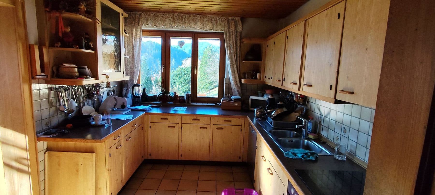 Predaj domu 200 m², pozemek 800 m², Jahnstraße 17, Oppenau, Bádensko-Wurttembersko Predaj domu 200 m², pozemek 800 m², Jahnstraße 17, Oppenau, Bádensko-Wurttembersko