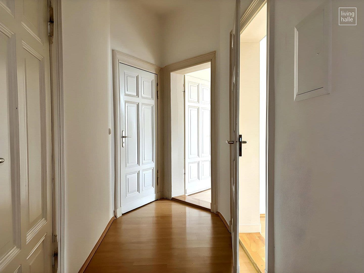 Prenájom bytu 3-izbový 70 m², Ernst-Kromayer-Straße 11, Halle, Sasko-Anhaltsko Prenájom bytu 3-izbový 70 m², Ernst-Kromayer-Straße 11, Halle, Sasko-Anhaltsko