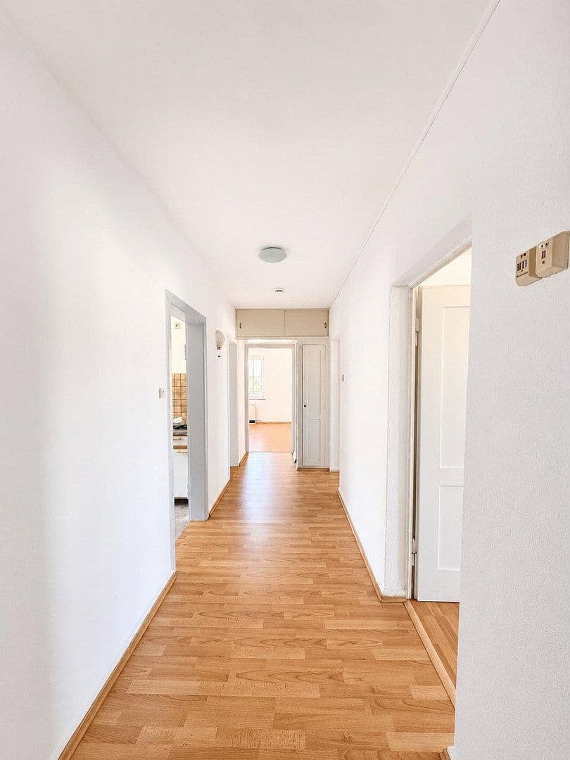 Prenájom bytu 4-izbový 78 m², Webertalstr. 21, Oberndorf am Neckar, Bádensko-Wurttembersko Prenájom bytu 4-izbový 78 m², Webertalstr. 21, Oberndorf am Neckar, Bádensko-Wurttembersko