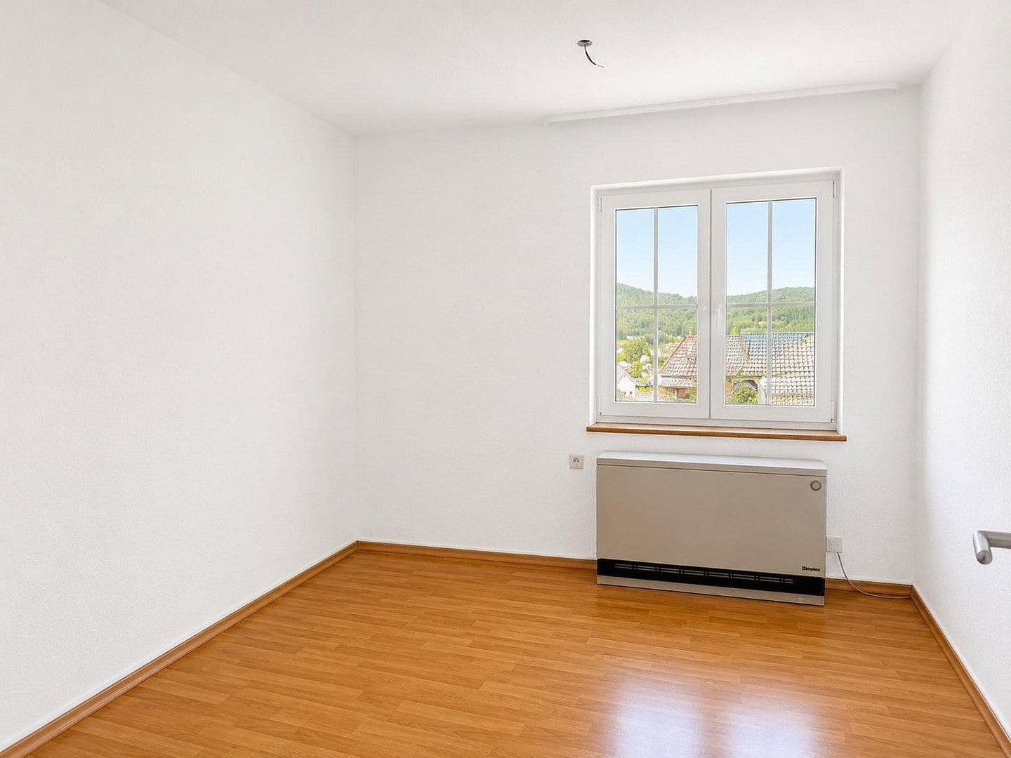 Prenájom bytu 4-izbový 78 m², Webertalstr. 21, Oberndorf am Neckar, Bádensko-Wurttembersko Prenájom bytu 4-izbový 78 m², Webertalstr. 21, Oberndorf am Neckar, Bádensko-Wurttembersko
