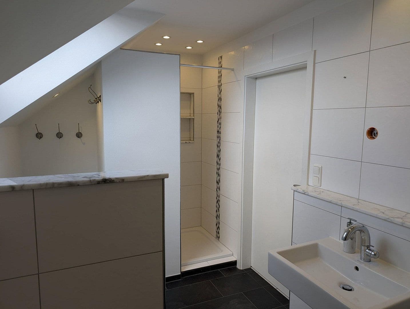 Prenájom bytu 2-izbový 120 m², Wuppertal, Severné Porýnie - Westfálsko Prenájom bytu 2-izbový 120 m², Wuppertal, Severné Porýnie - Westfálsko