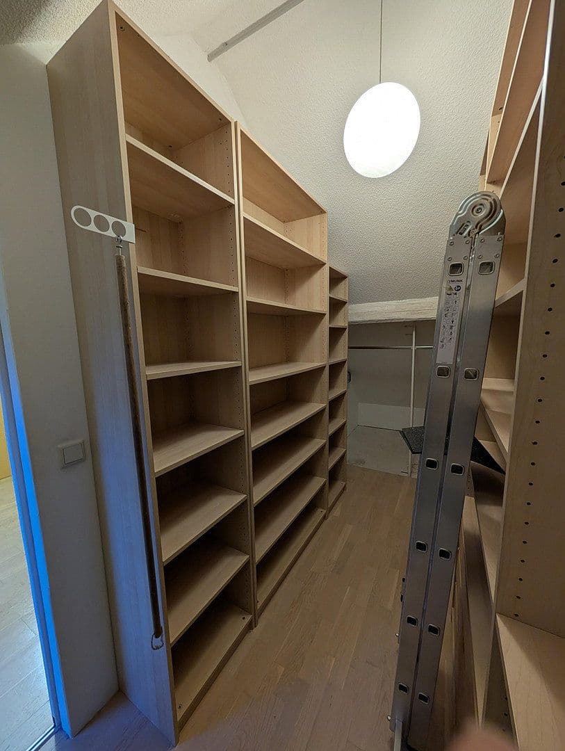 Prenájom bytu 2-izbový 120 m², Wuppertal, Severné Porýnie - Westfálsko Prenájom bytu 2-izbový 120 m², Wuppertal, Severné Porýnie - Westfálsko