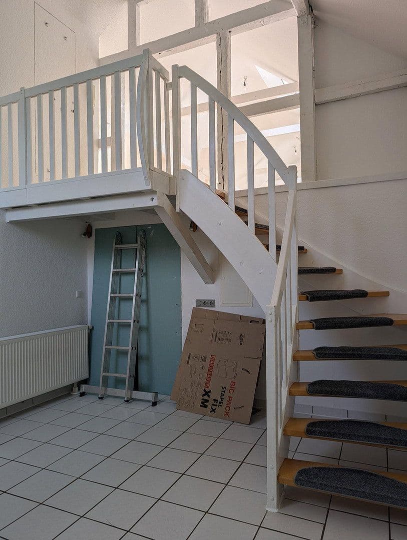 Prenájom bytu 2-izbový 120 m², Wuppertal, Severné Porýnie - Westfálsko Prenájom bytu 2-izbový 120 m², Wuppertal, Severné Porýnie - Westfálsko