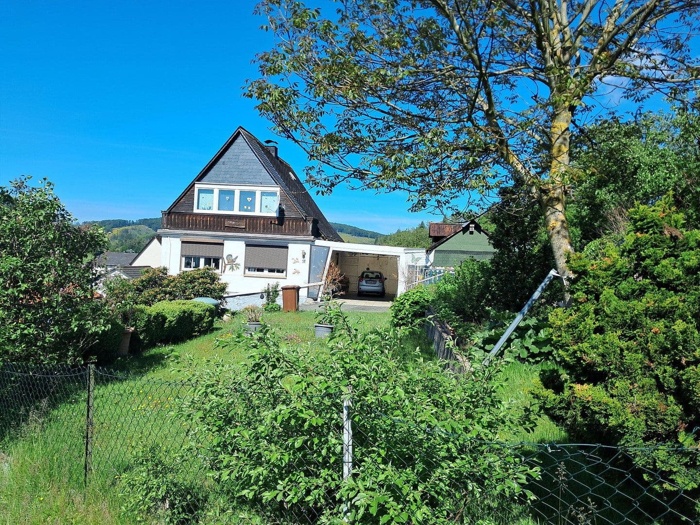 Predaj domu 115 m², pozemek 1.065 m², Bad Laasphe, Severné Porýnie - Westfálsko Predaj domu 115 m², pozemek 1.065 m², Bad Laasphe, Severné Porýnie - Westfálsko