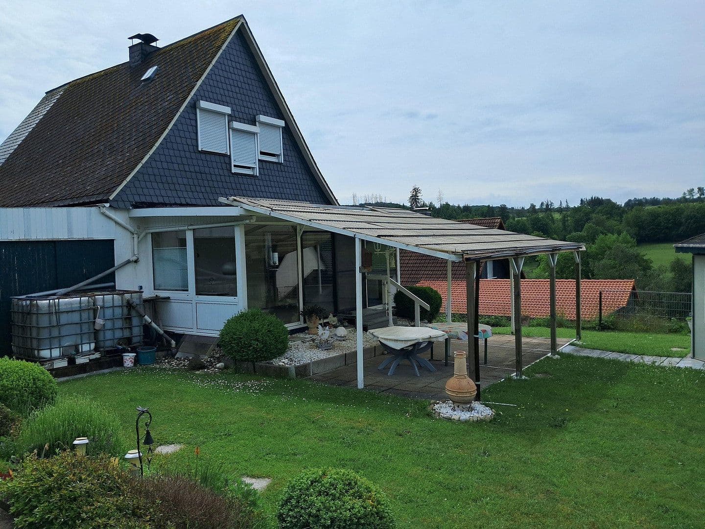 Predaj domu 115 m², pozemek 1.065 m², Bad Laasphe, Severné Porýnie - Westfálsko Predaj domu 115 m², pozemek 1.065 m², Bad Laasphe, Severné Porýnie - Westfálsko