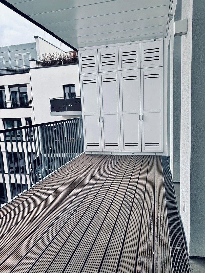 Predaj bytu 5-izbový 229 m², Berlin, Berlín Predaj bytu 5-izbový 229 m², Berlin, Berlín