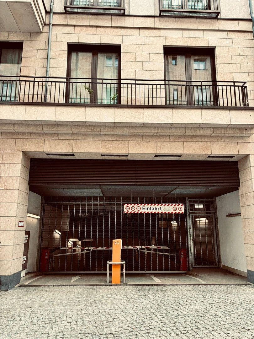 Predaj bytu 5-izbový 229 m², Berlin, Berlín Predaj bytu 5-izbový 229 m², Berlin, Berlín