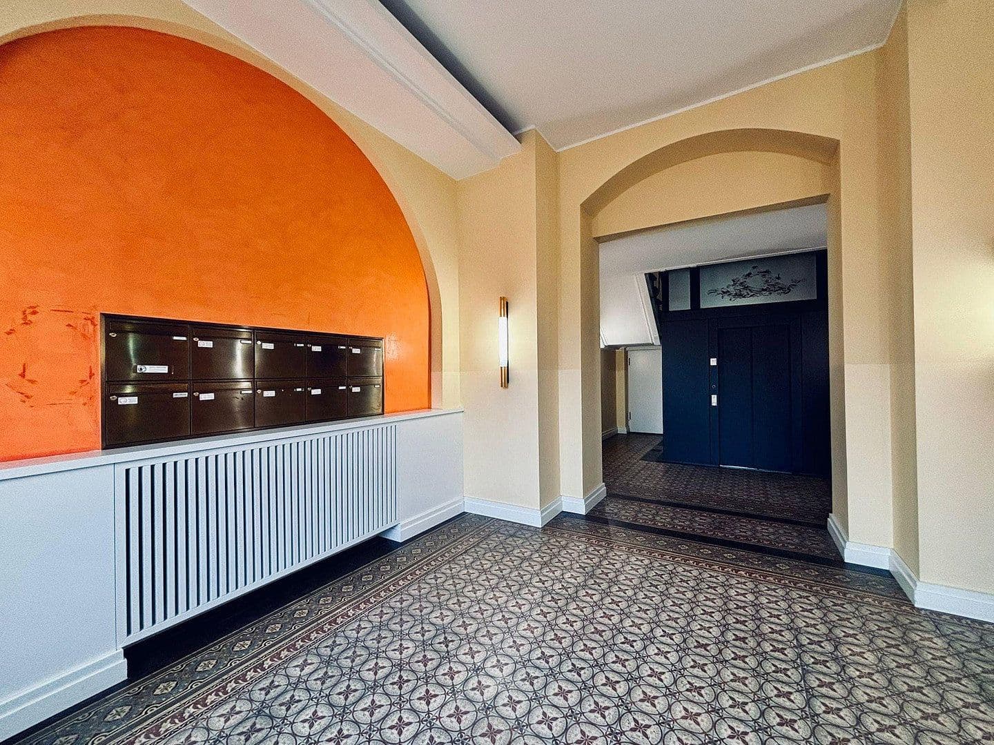 Predaj bytu 5-izbový 229 m², Berlin, Berlín Predaj bytu 5-izbový 229 m², Berlin, Berlín