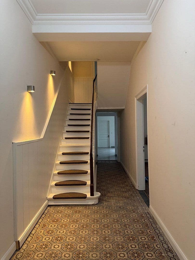 Predaj domu 220 m², pozemek 198 m², Theodor-Frings-Allee 7, Viersen, Severné Porýnie - Westfálsko Predaj domu 220 m², pozemek 198 m², Theodor-Frings-Allee 7, Viersen, Severné Porýnie - Westfálsko
