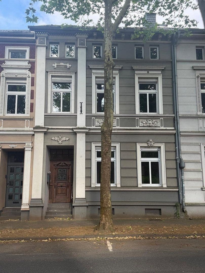 Predaj domu 220 m², pozemek 198 m², Theodor-Frings-Allee 7, Viersen, Severné Porýnie - Westfálsko Predaj domu 220 m², pozemek 198 m², Theodor-Frings-Allee 7, Viersen, Severné Porýnie - Westfálsko